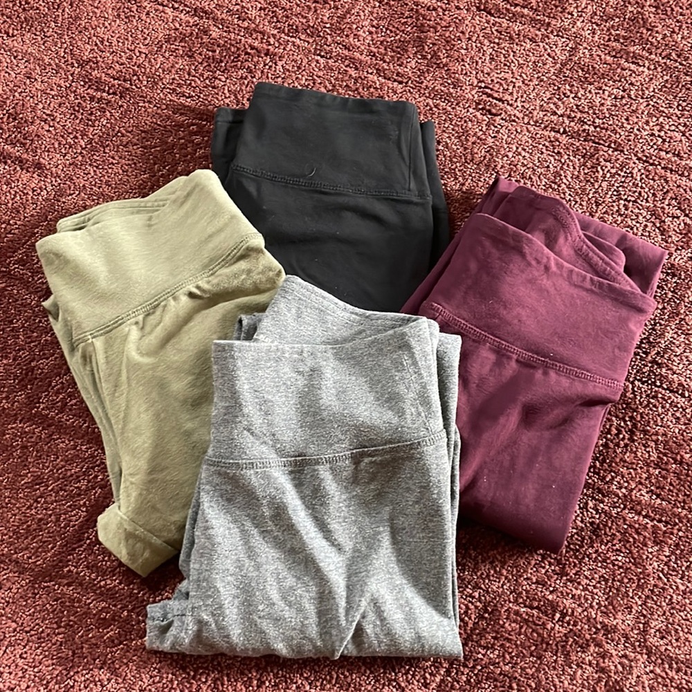 4 pairs Aerie Chill Play Move leggings